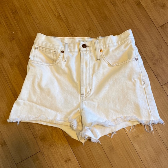 Madewell Pants - Madewell “The Perfect Jean Short”